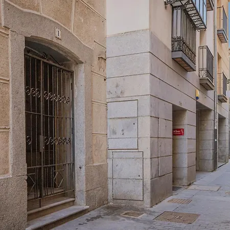 Semidiafano Santa Teresa *